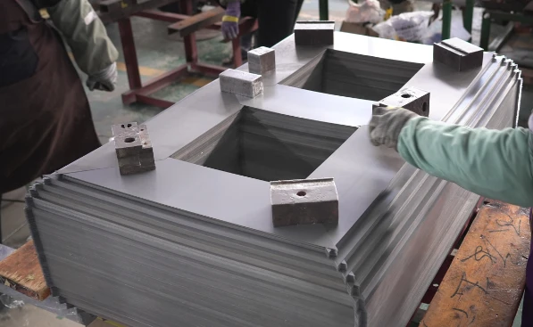 630kVA 10kV Cast Resin Dry Type Distribution Transformer. 630kVA 10kV Cast Resin Dry Type Distribution Transformer.